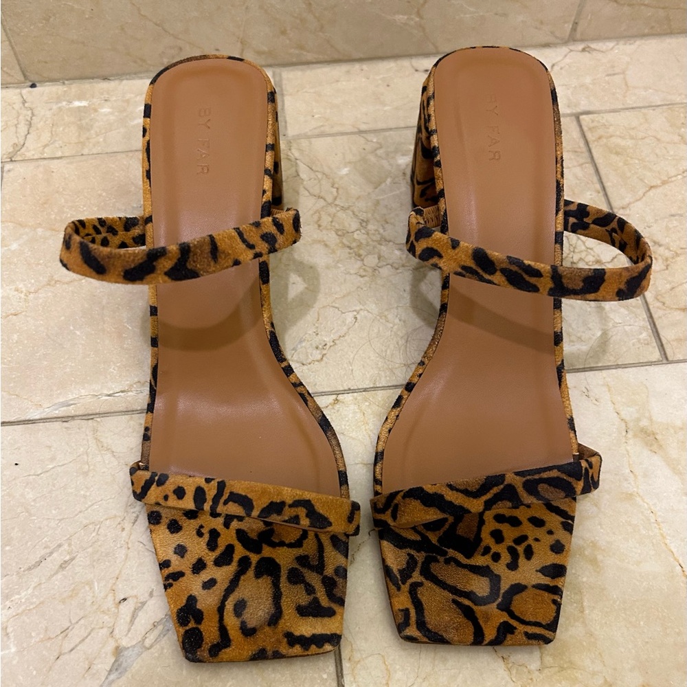 Leopard print By Far block heel sandals